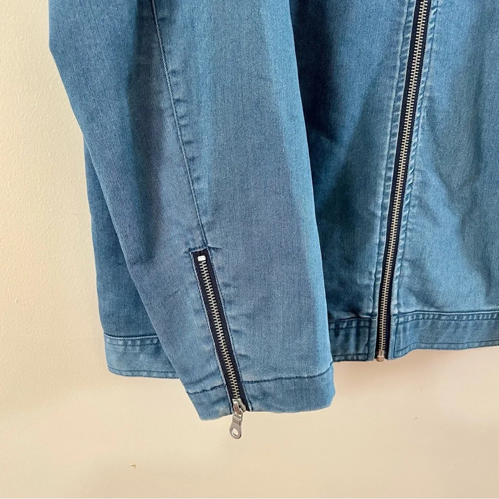 ASOS DESIGN Men’s Denim Oversized Bomber Jacket (size: S)